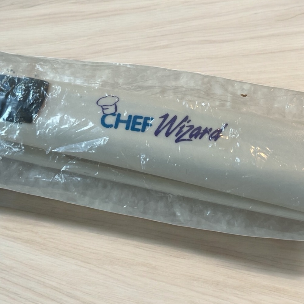 Chef Wizard White Kitchen Tool - Picture 2 of 4